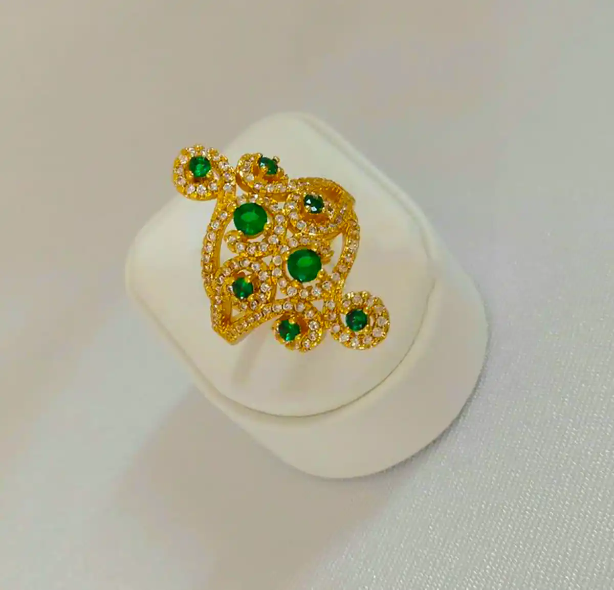 انگشتر نگین سوراسکی مدرن