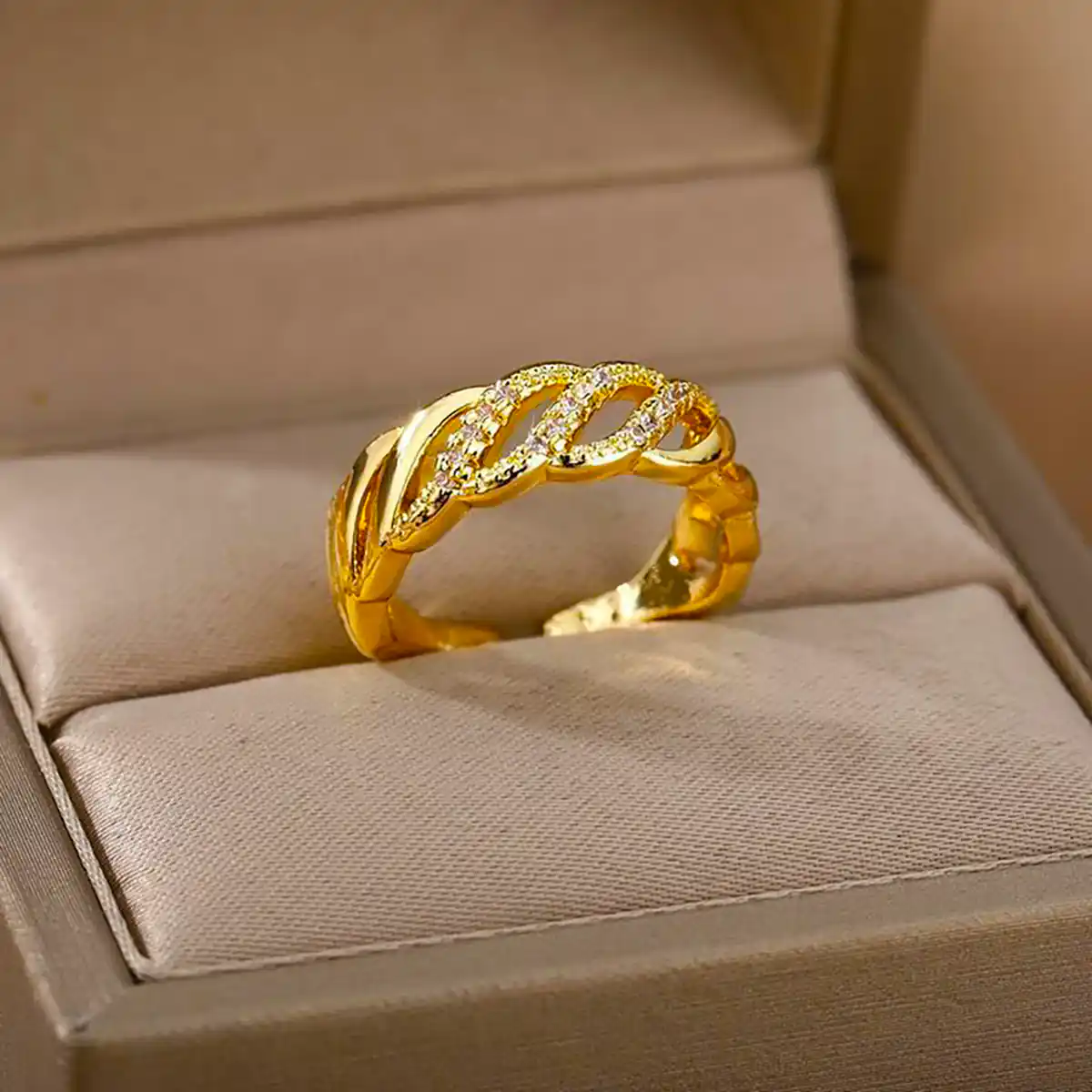 انگشتر شیک طلا