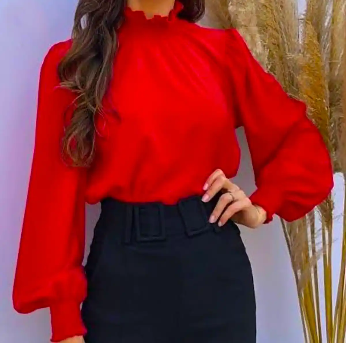 بلوز قرمز زنانه