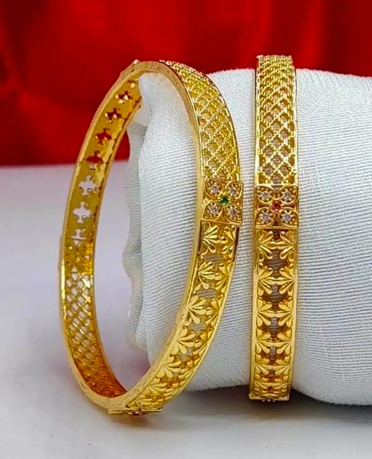 النگو طلا باکلاس