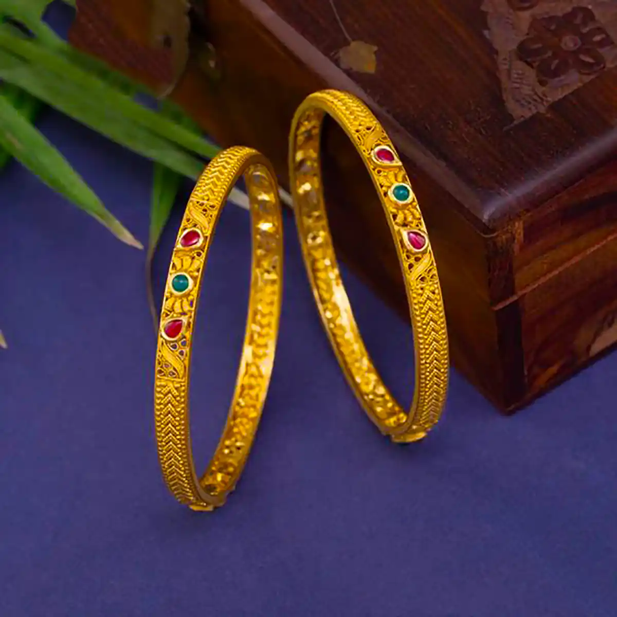 النگو طلا باکلاس