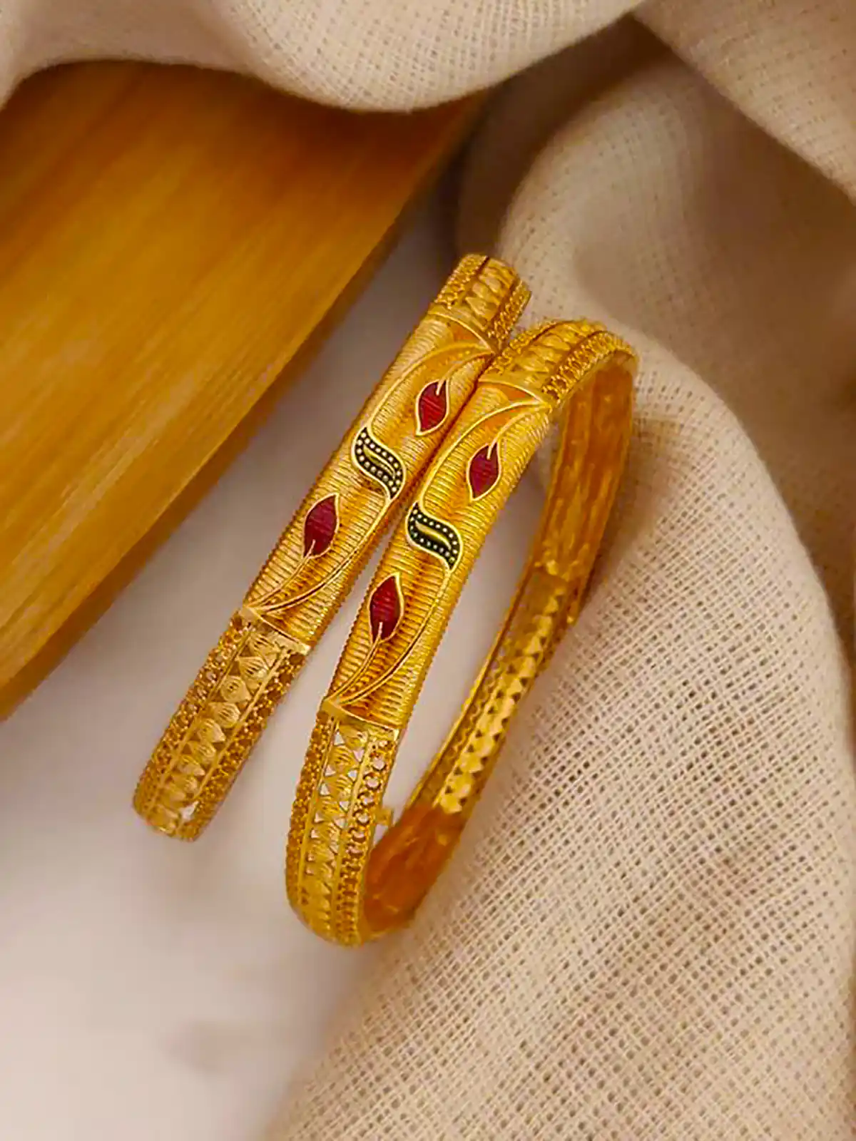 النگو طلا باکلاس