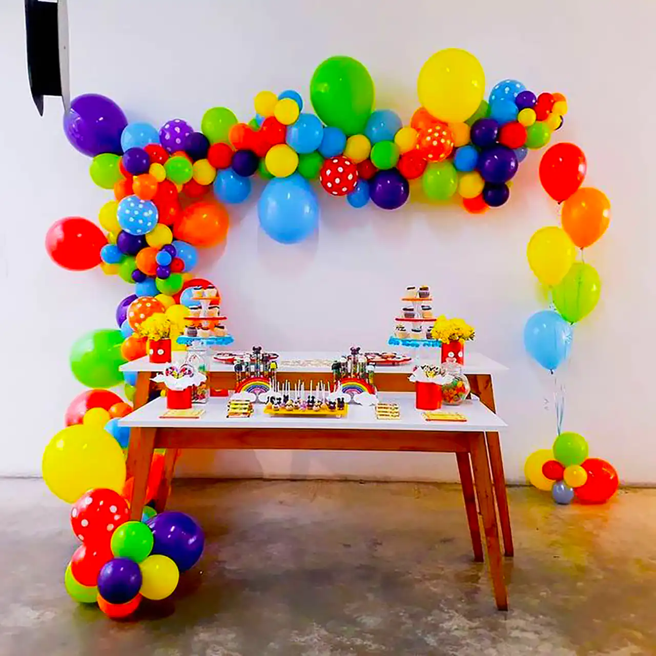 بادکنک آرایی تولد