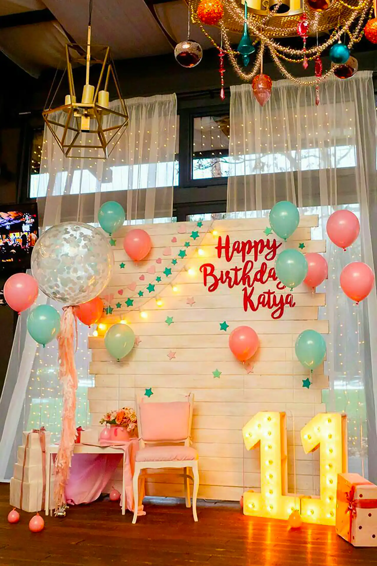 بادکنک آرایی تولد