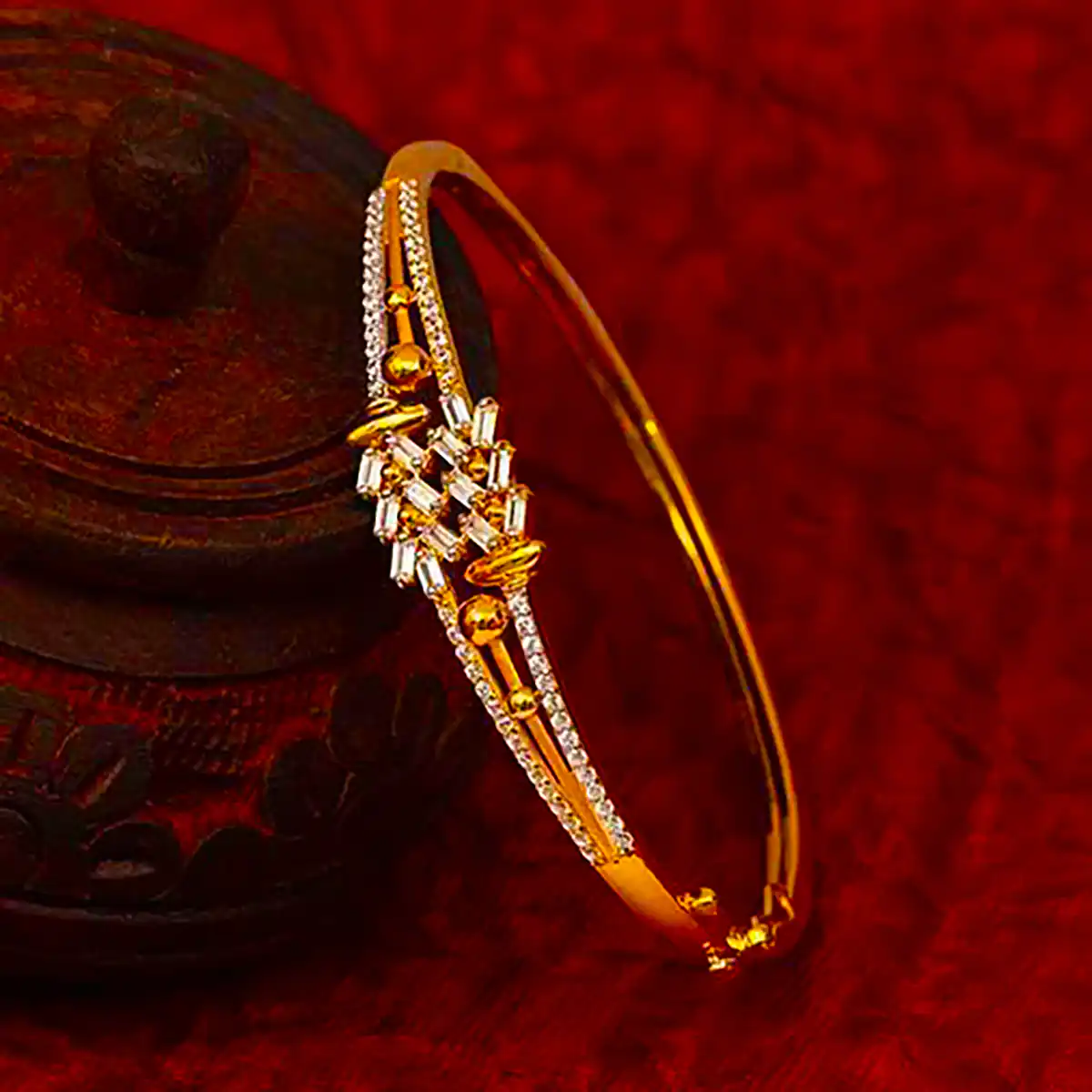 بنگل طلا سوارسکی شیک