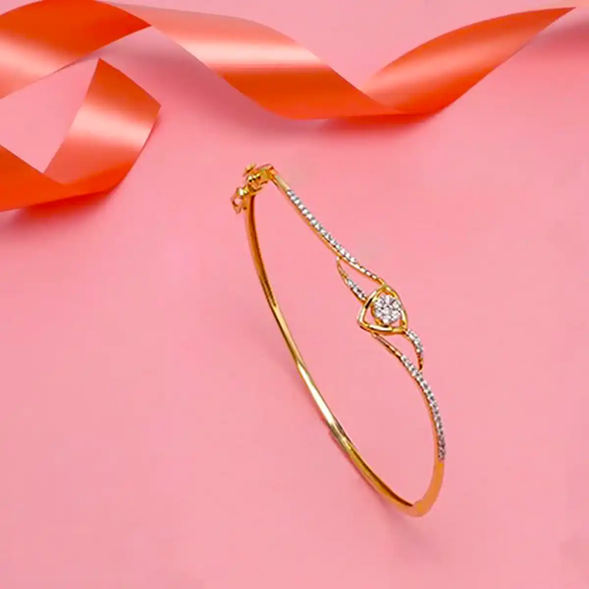 بنگل طلا زیبا