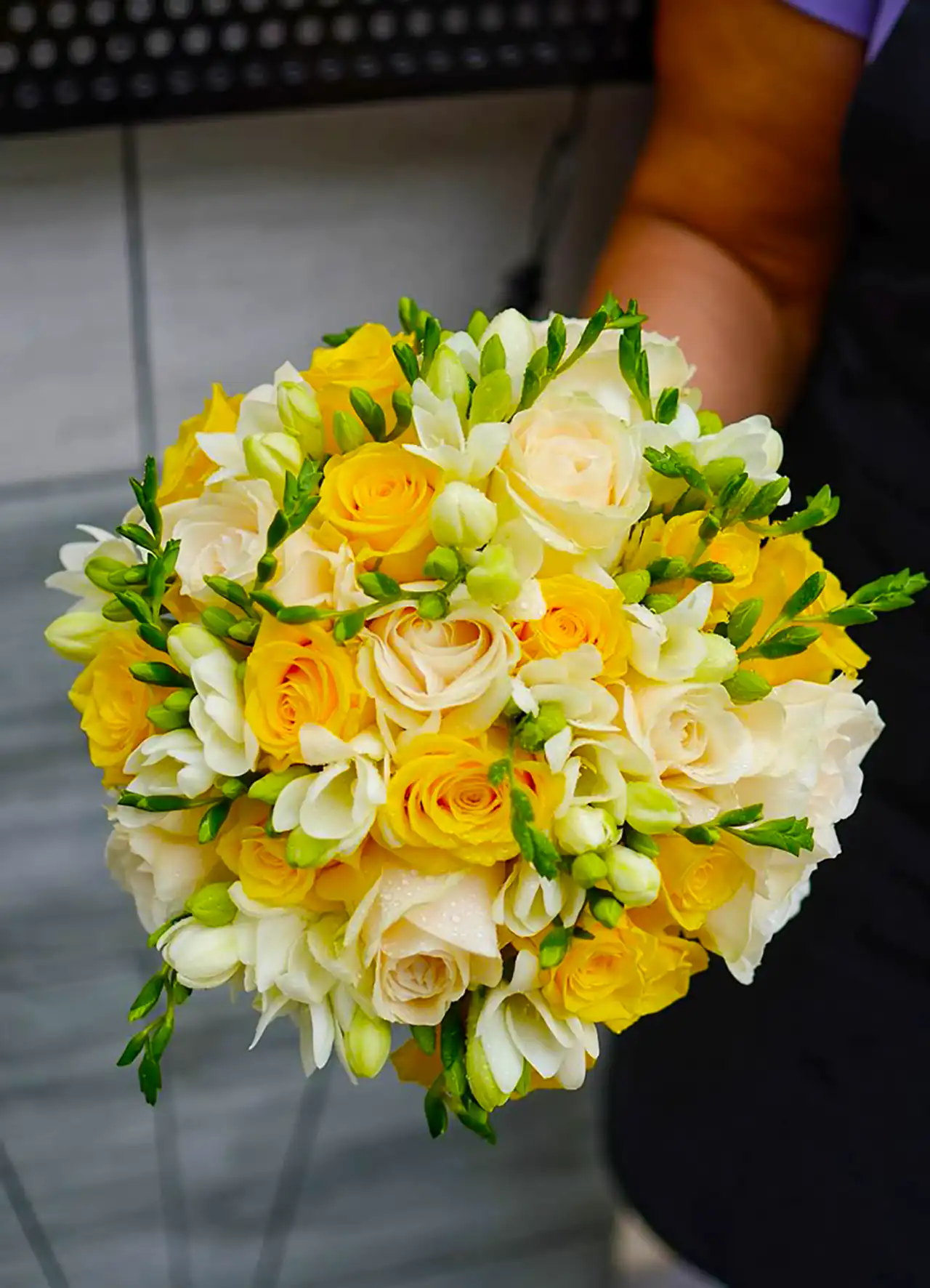 دسته گل عروس