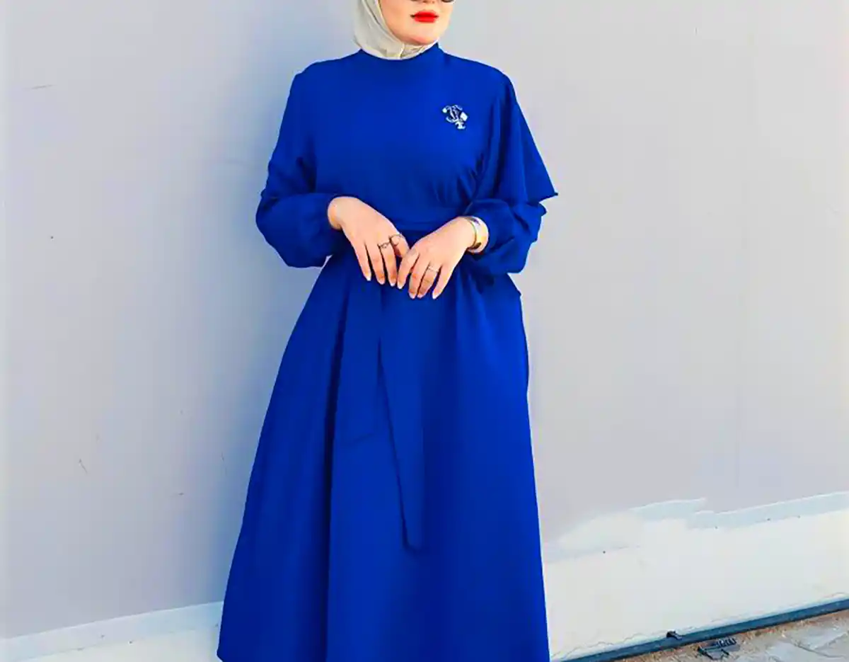 استایل آبی شیک زنانه