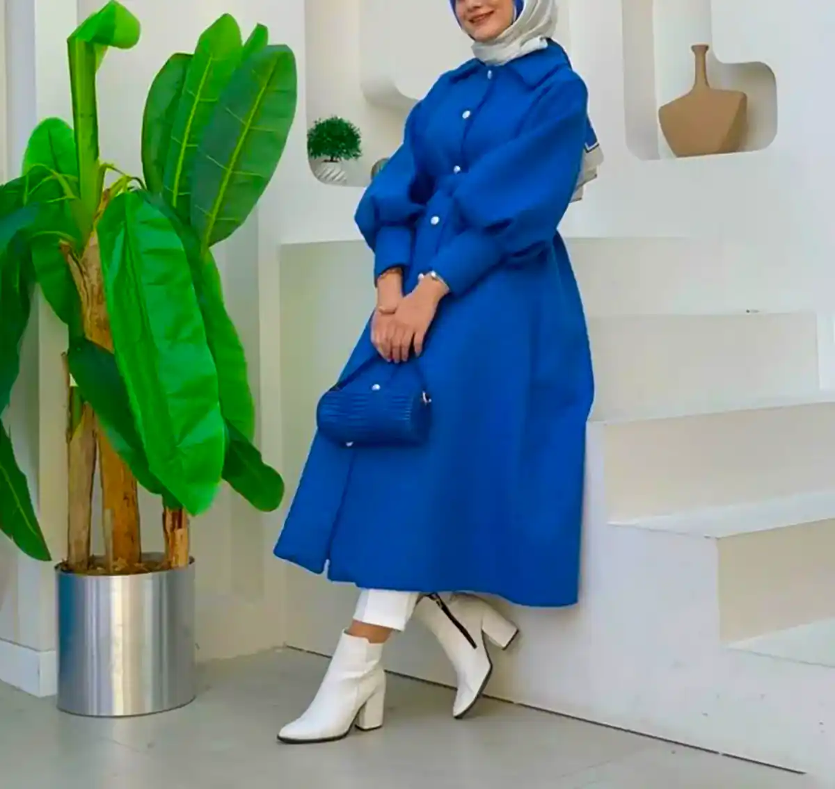 استایل آبی شیک زنانه