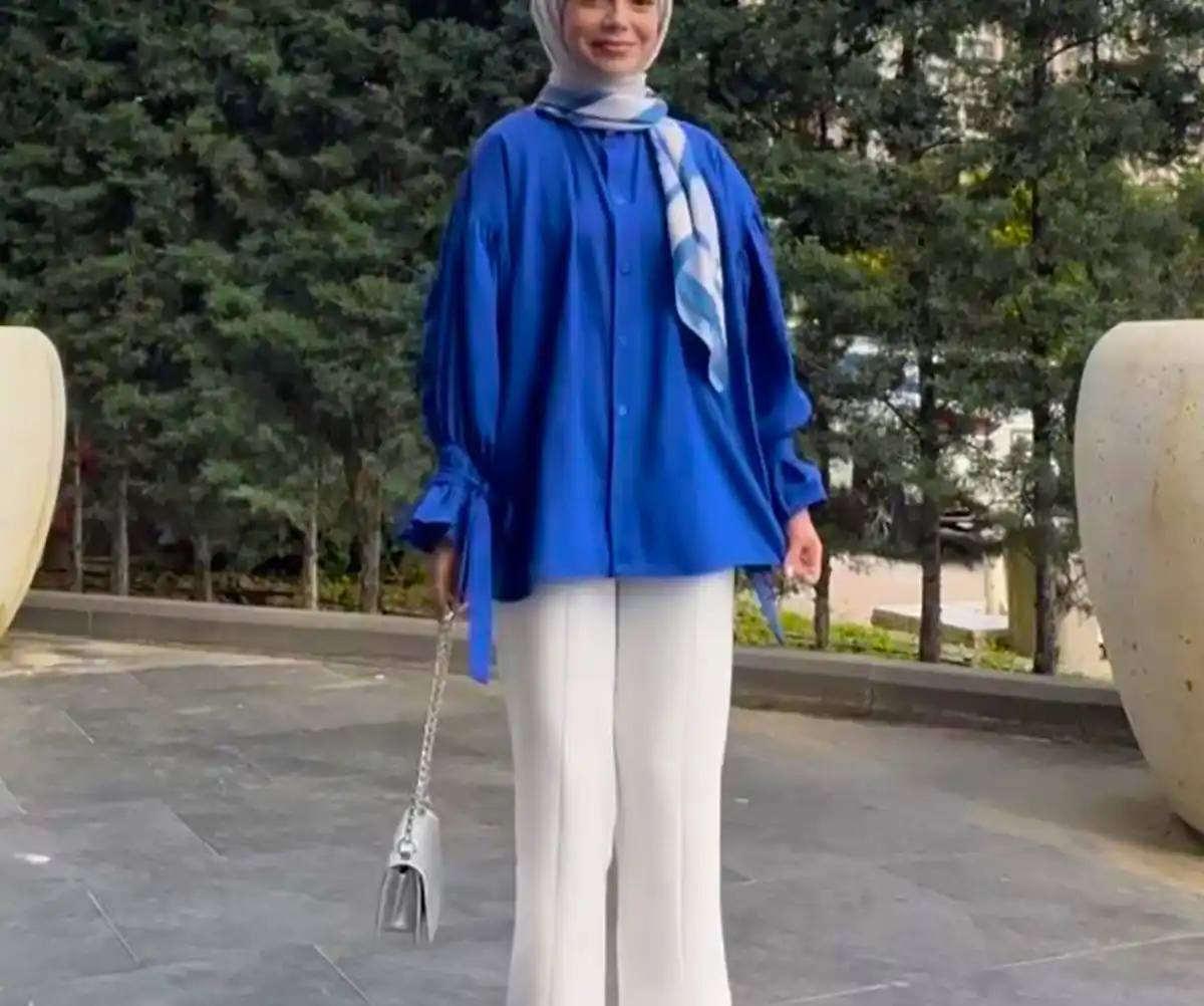 استایل آبی شیک زنانه