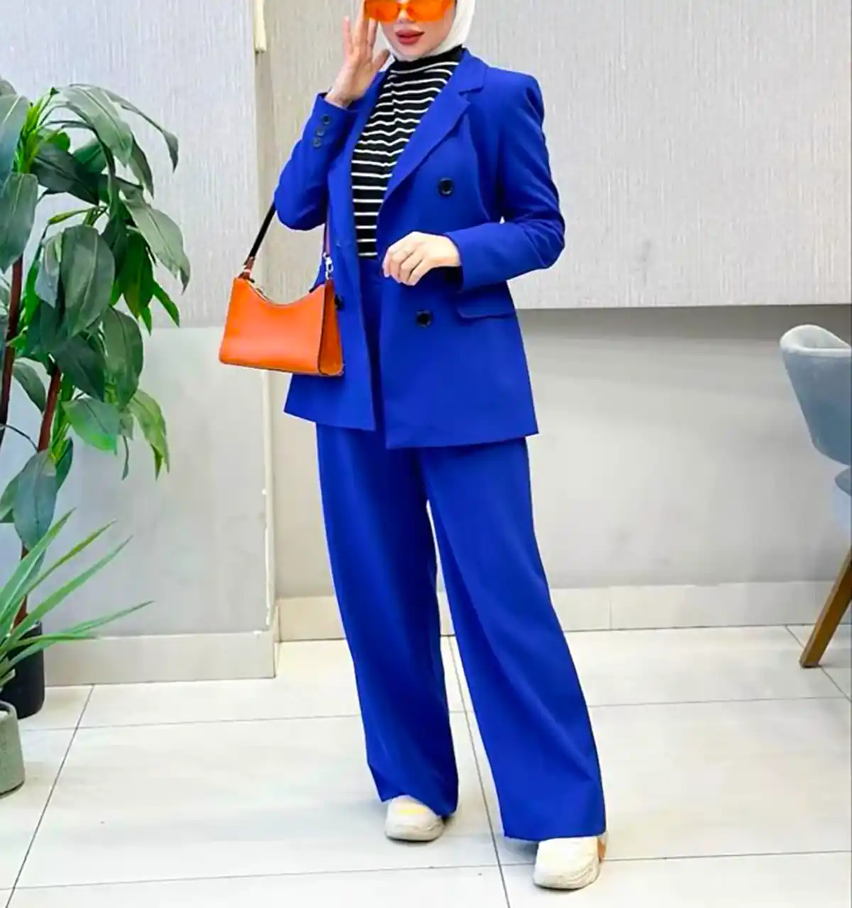 استایل آبی شیک زنانه