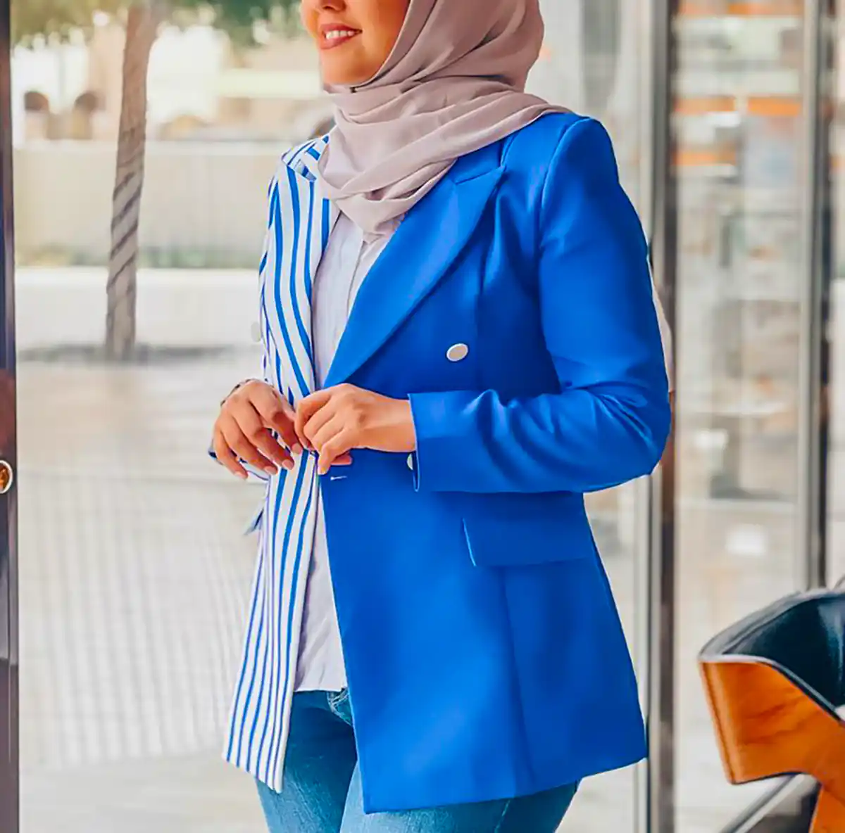 استایل آبی شیک زنانه