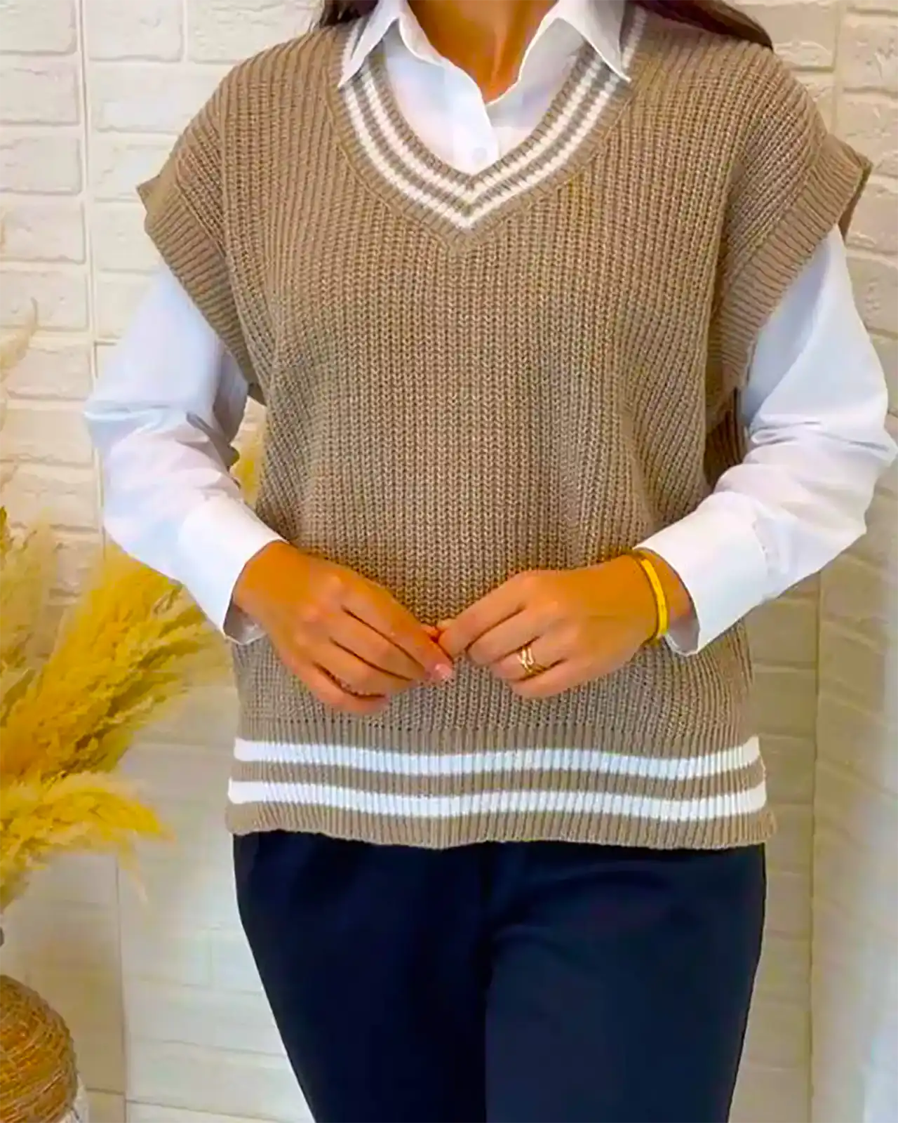 جلیقه بافت مینیمال