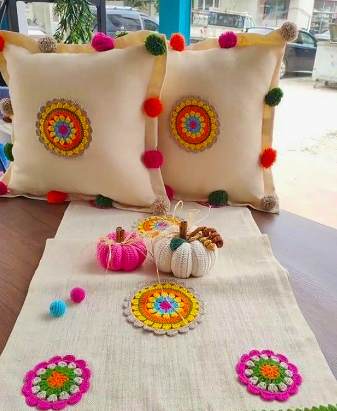 کوسن کلاسیک مبل