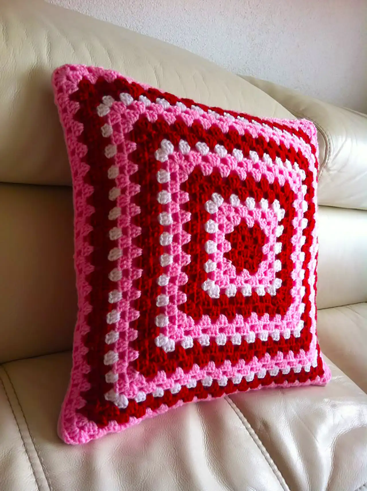 کوسن کلاسیک مبل