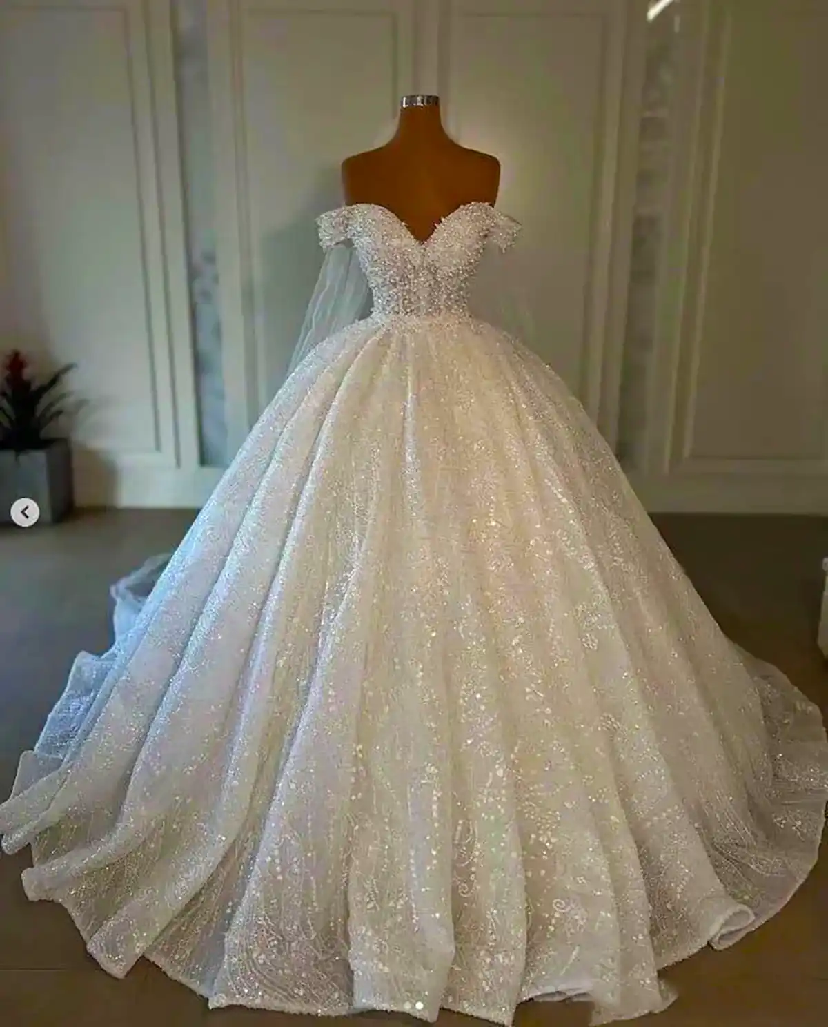 لباس عروس لاکچری جدید