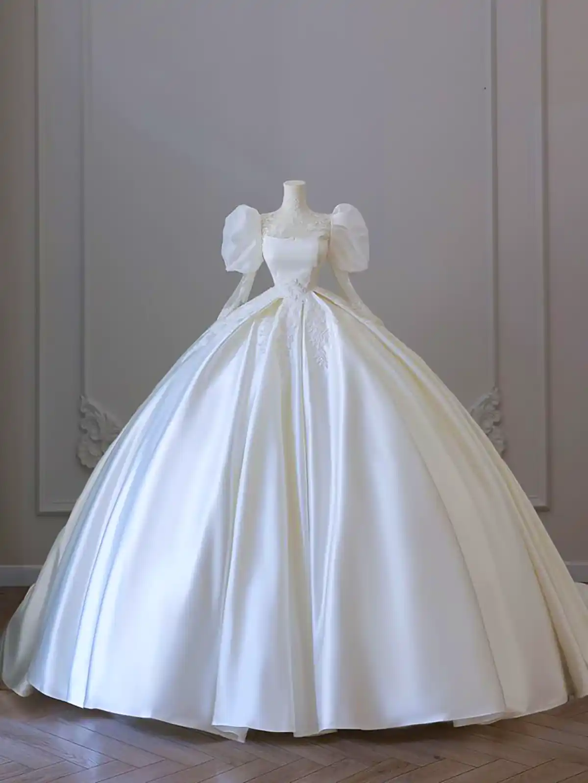 لباس عروس لاکچری جدید