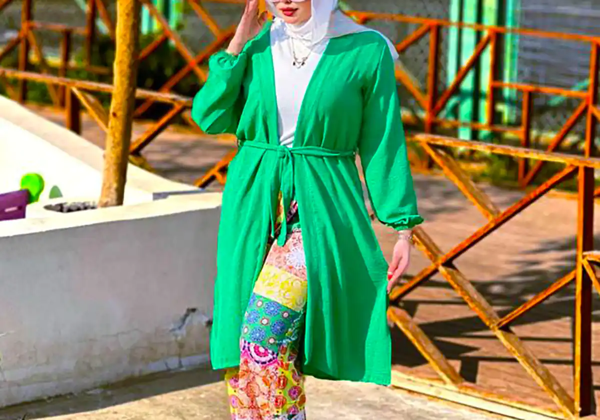 لباس بیرونی سبز زنانه