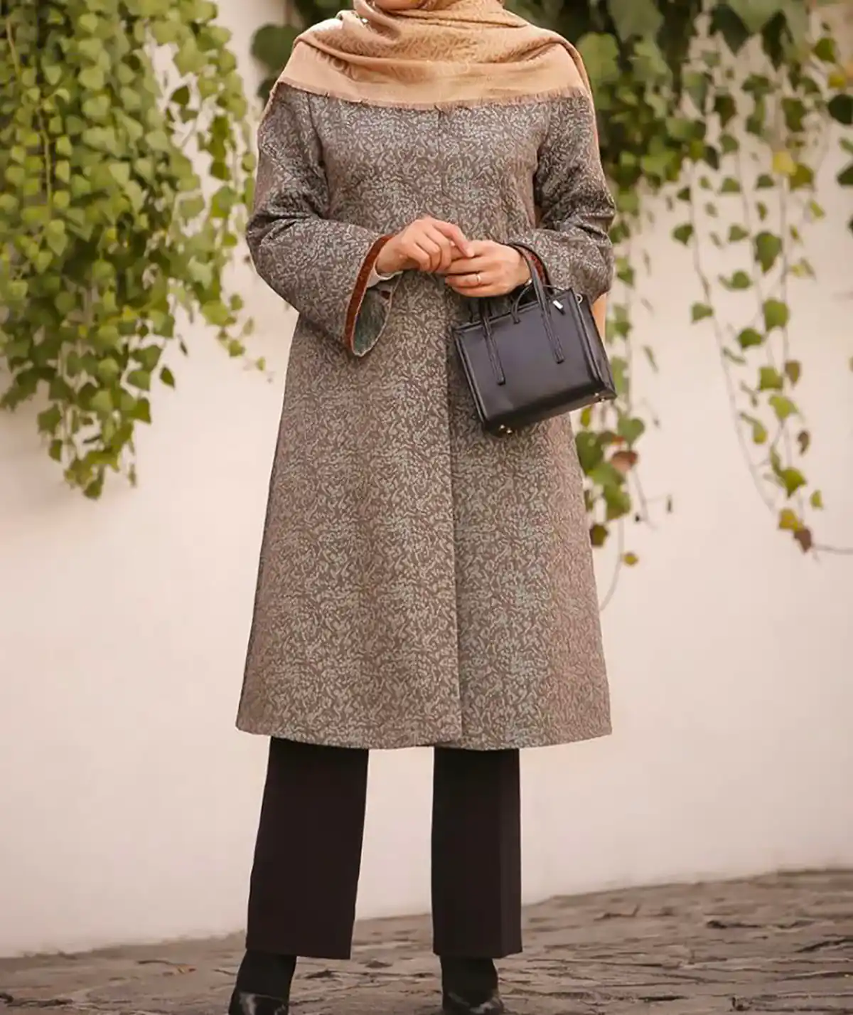 مانتو رسمی سن بالا