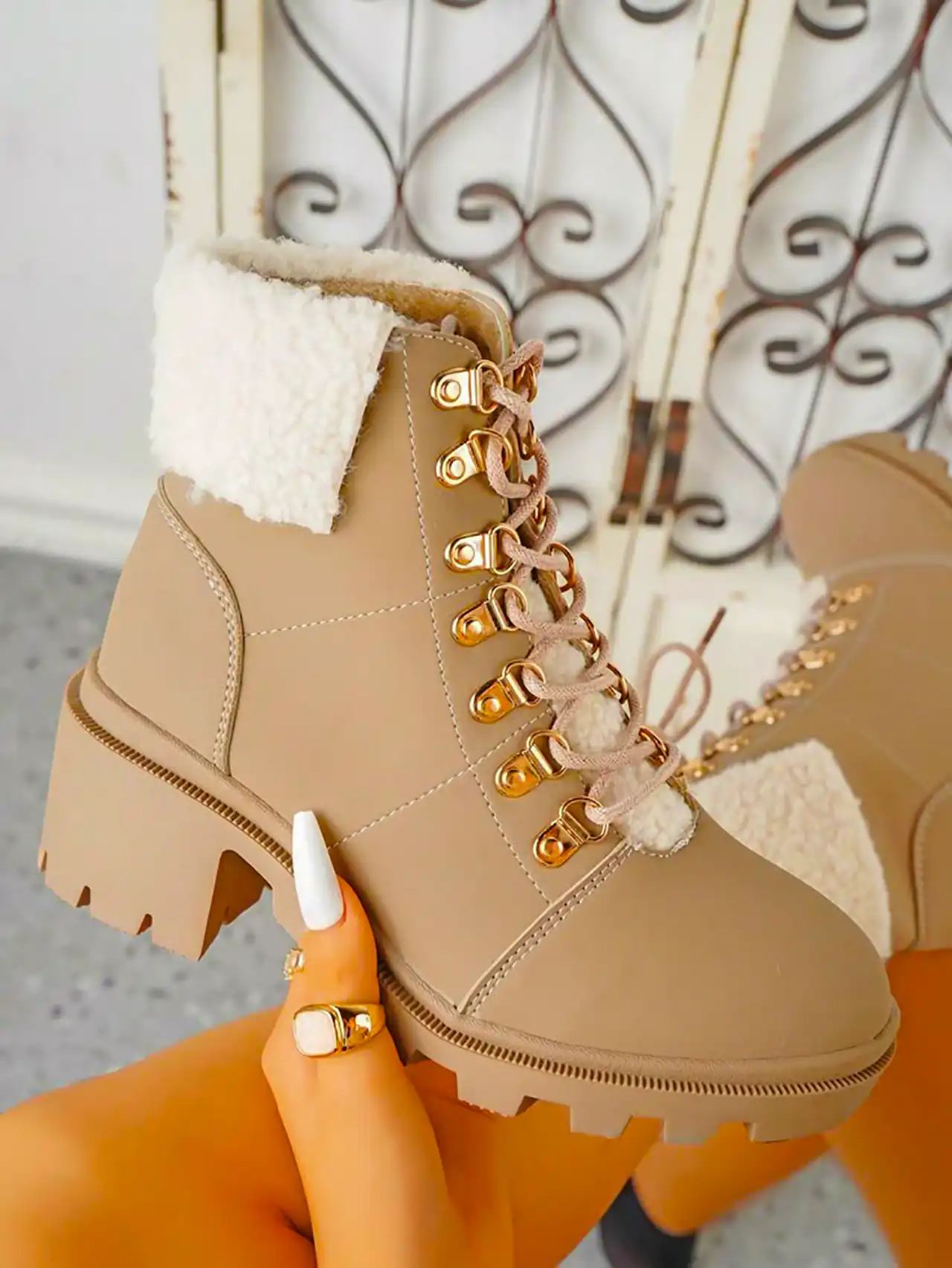 نیم بوت زنانه