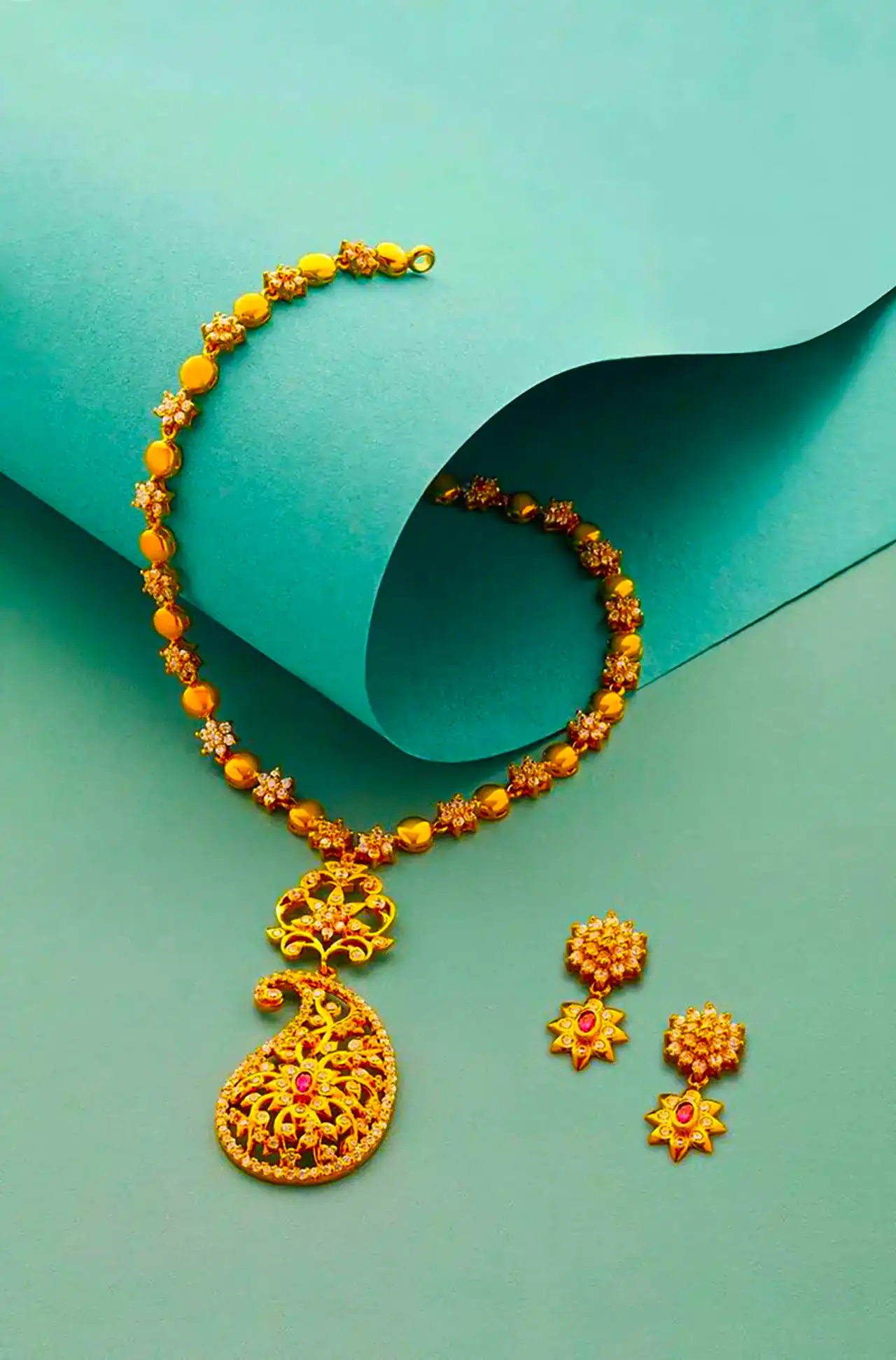 نیم ست طلا خاص