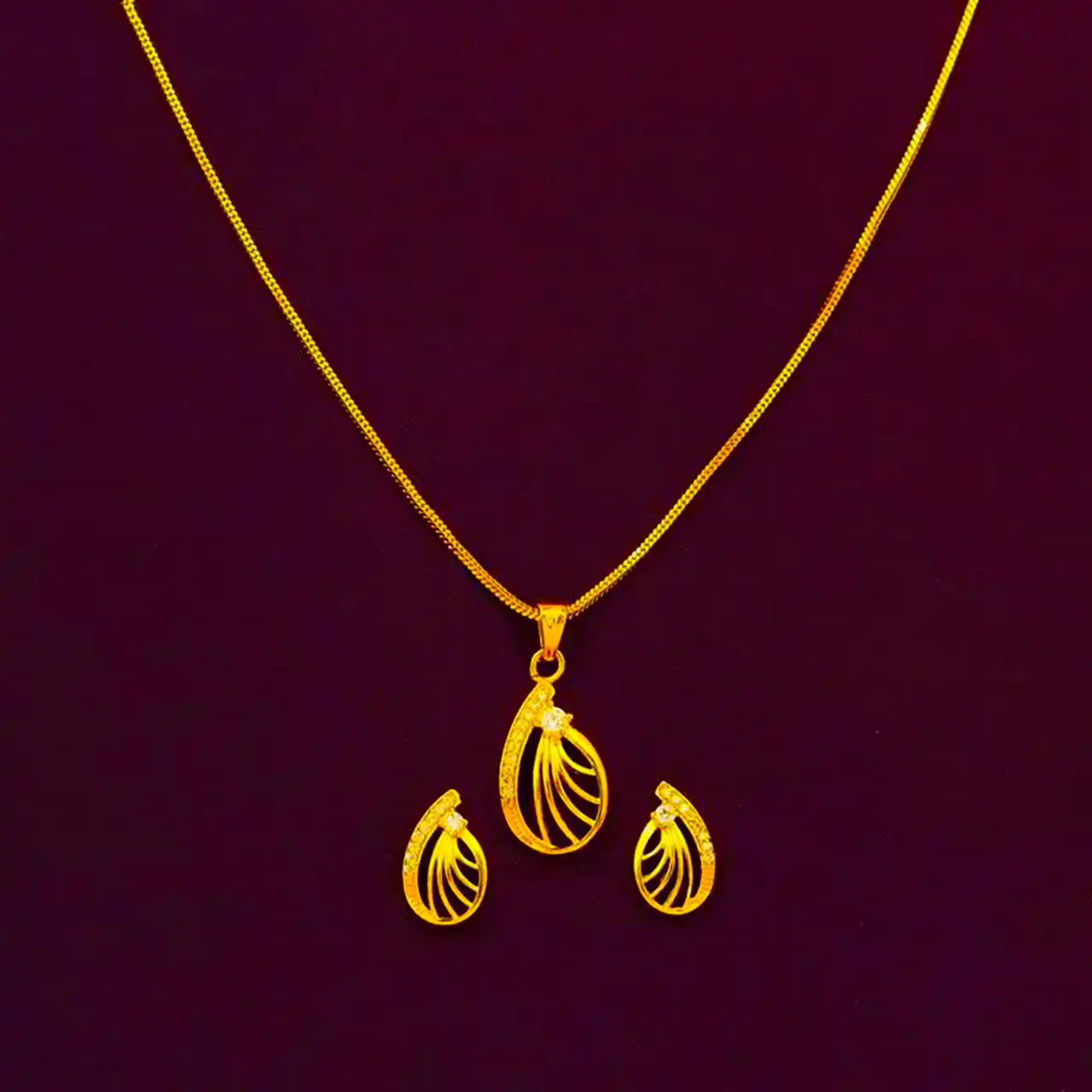 نیم ست طلا خاص