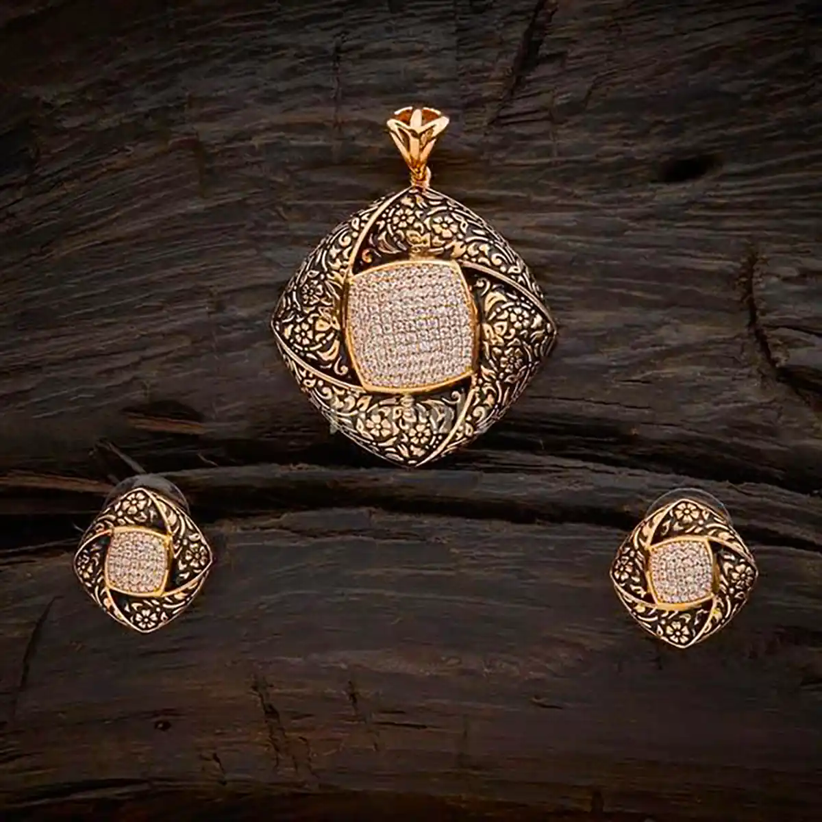 نیم ست طلا لاکچری