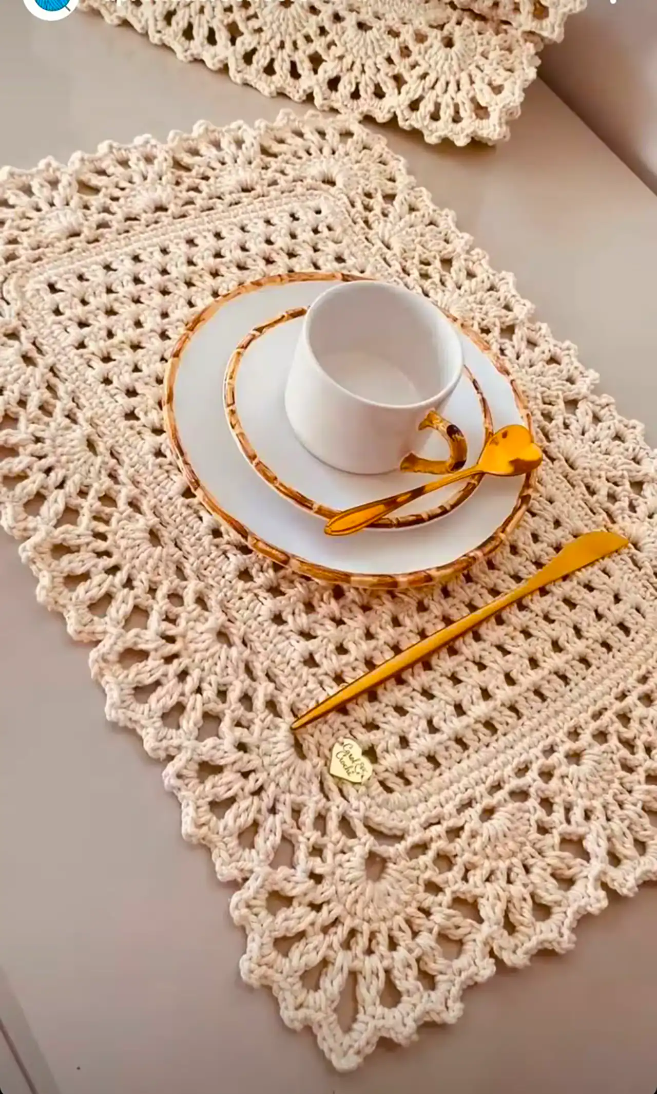 رانر بافتنی میز