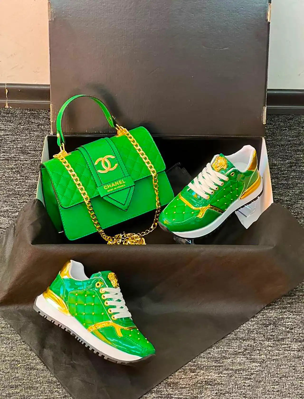 ست کیف و کتونی