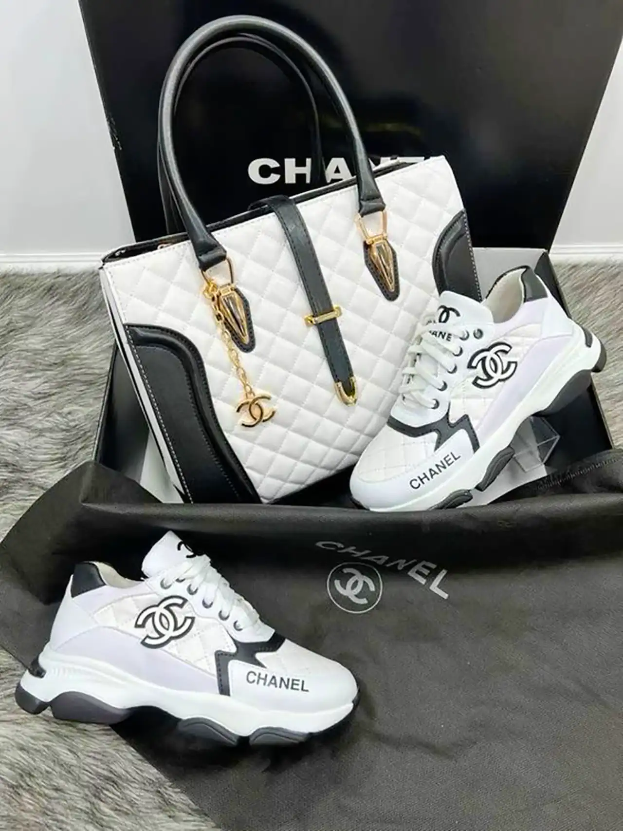 ست کیف و کتونی