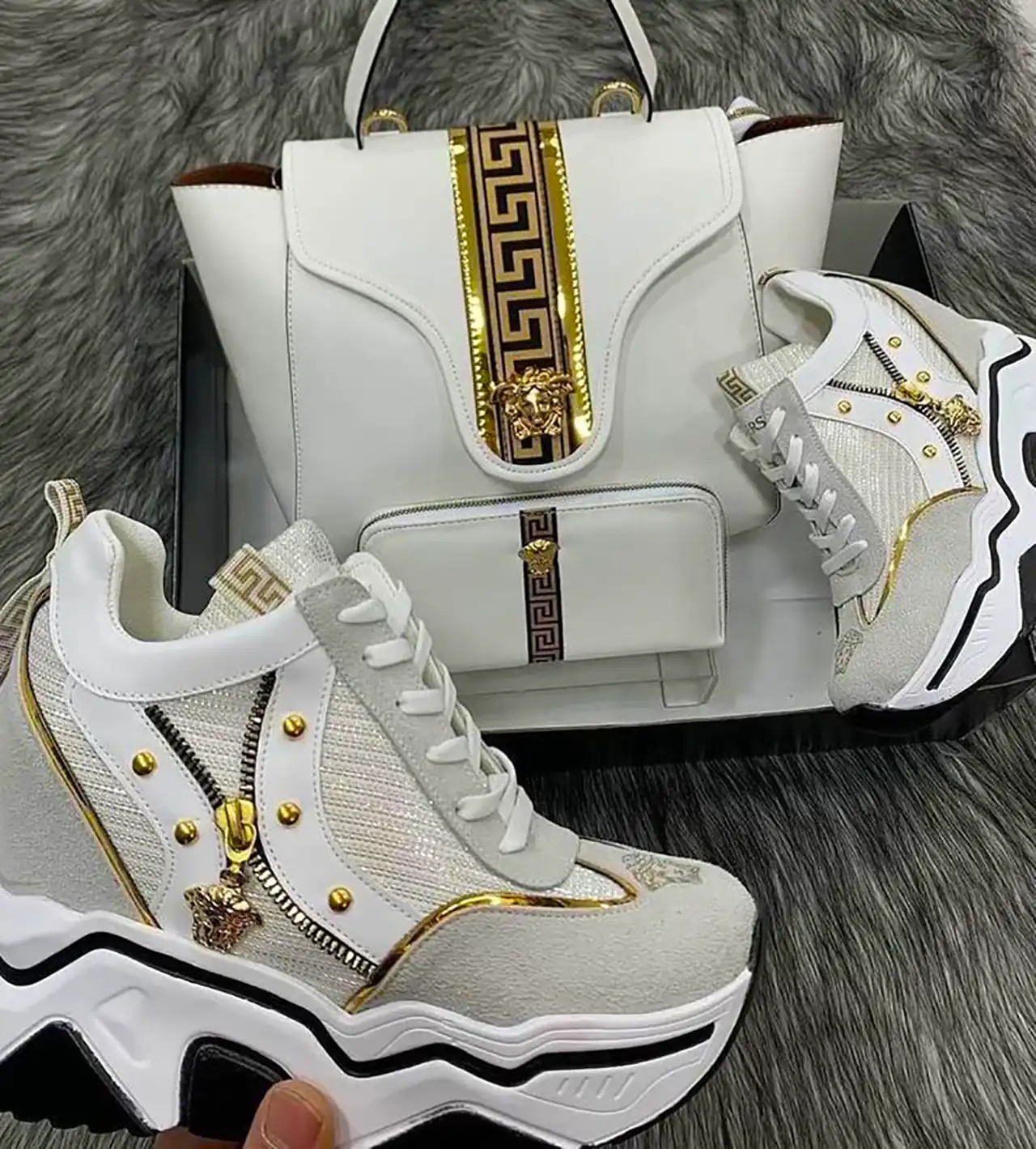 ست کیف و کتونی