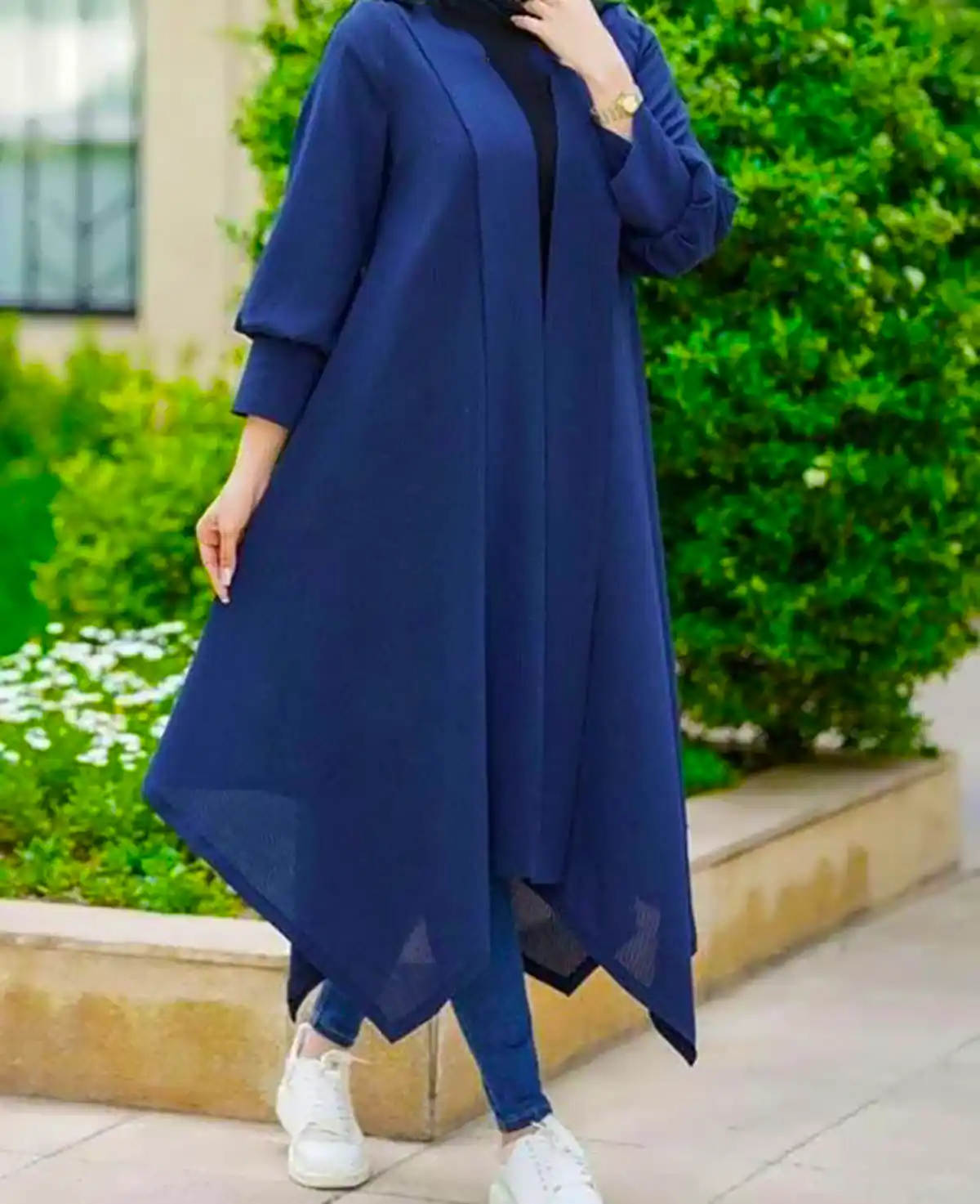 استایل خیابانی سورمه ای زنانه