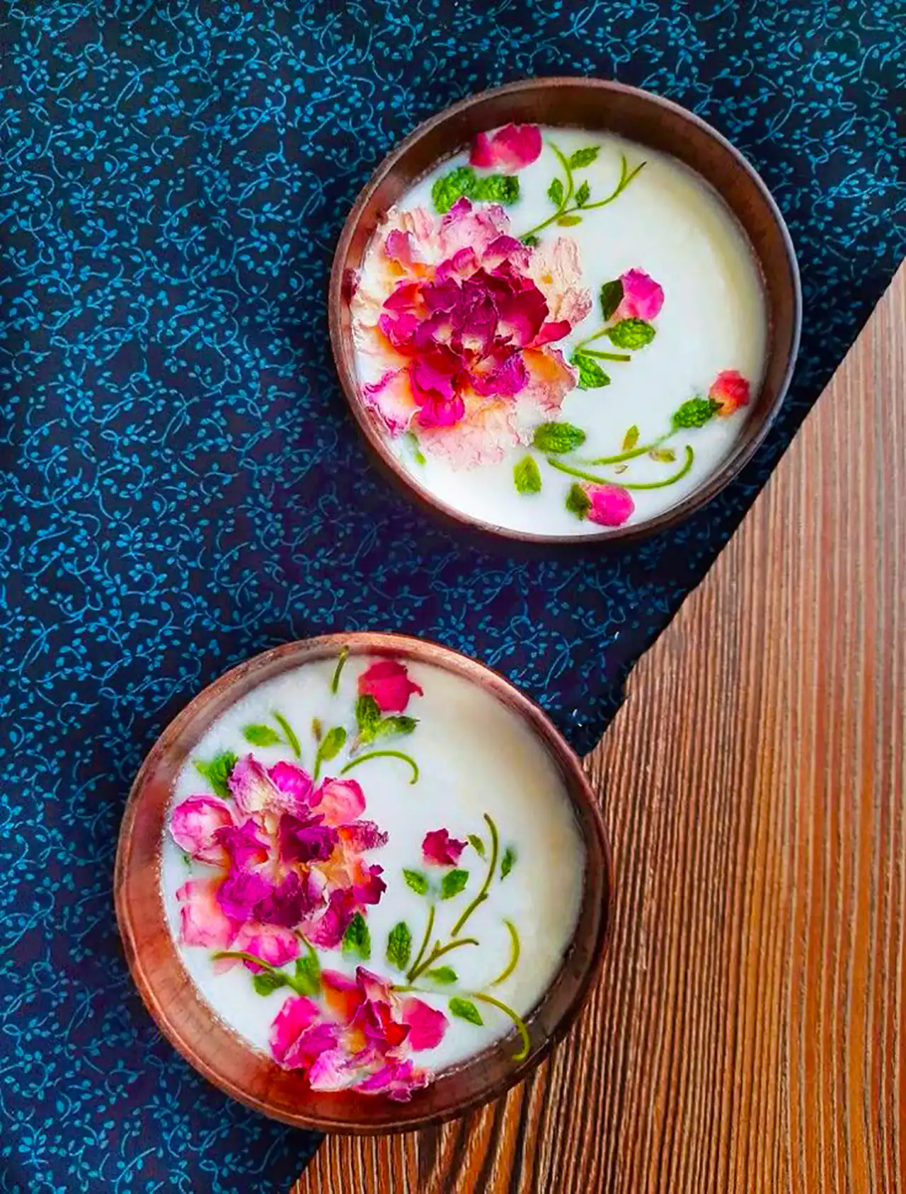 تزئین ماست مجلسی