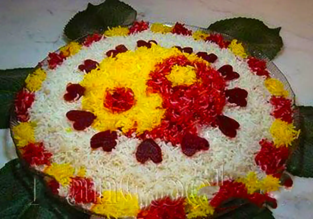 تزیین پلو زعفرانی