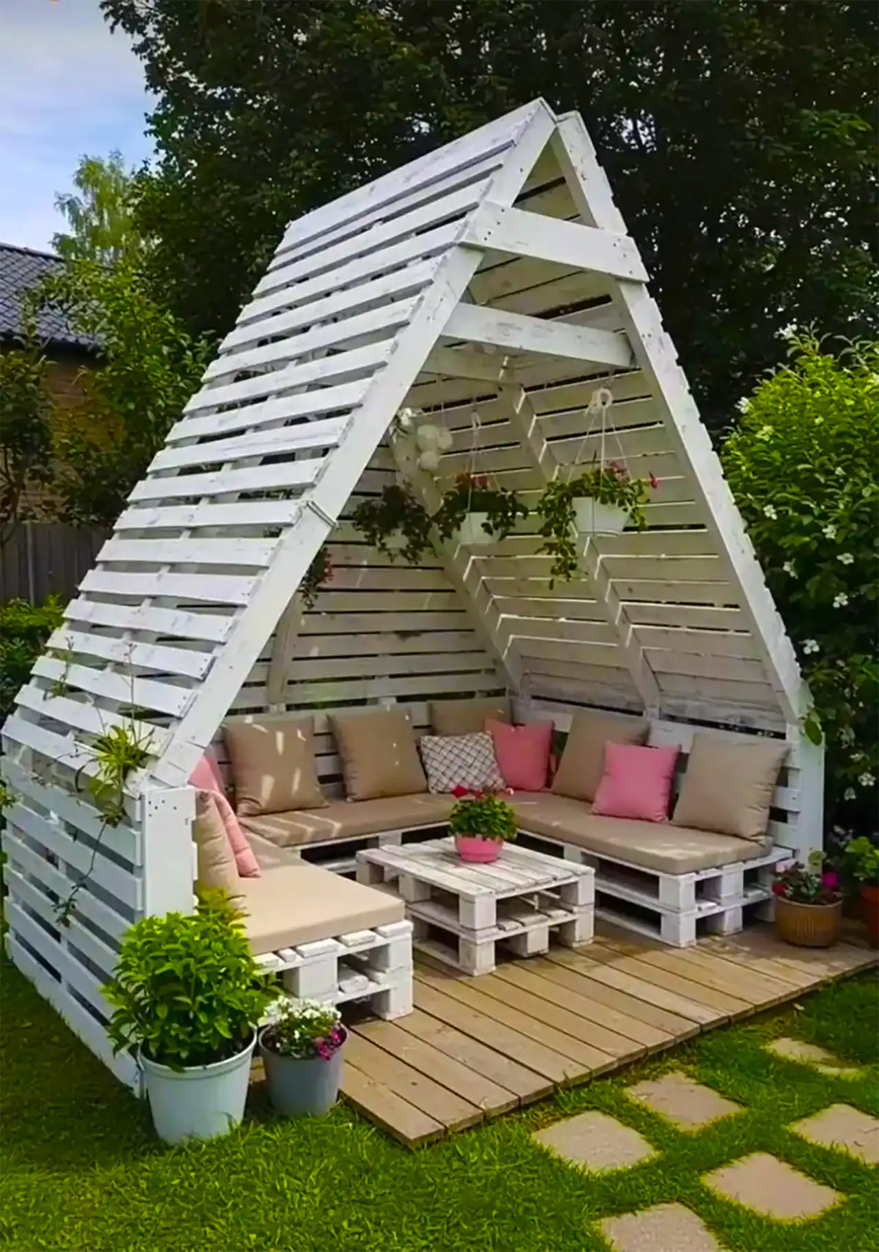 آلاچیق شیک چوبی