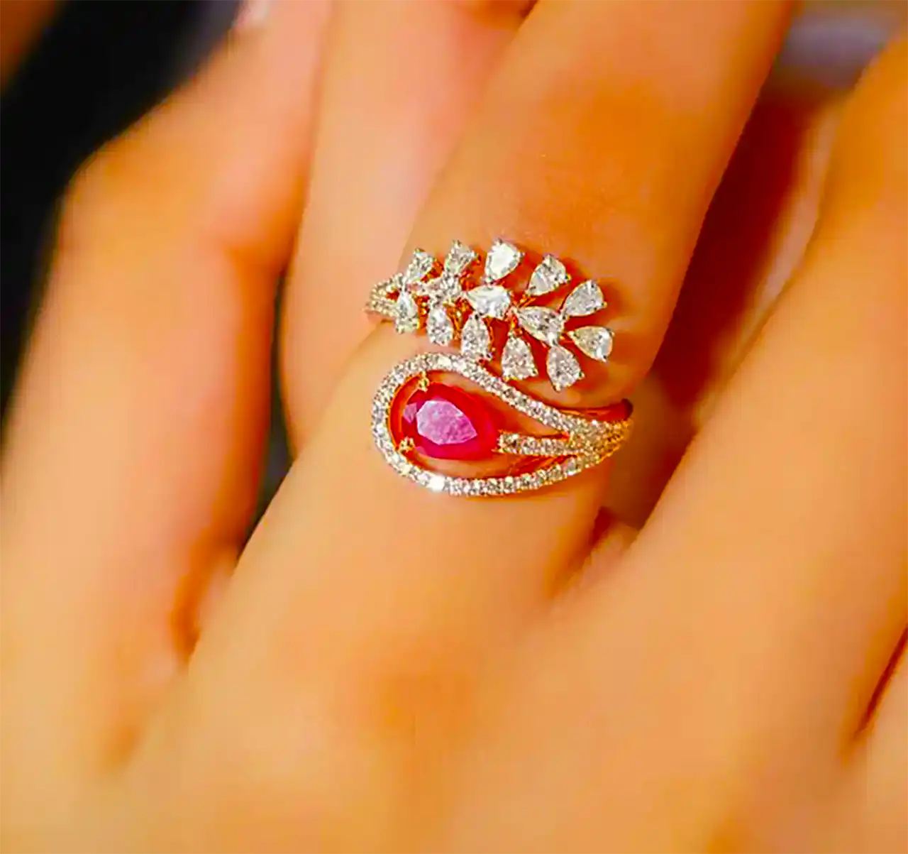 انگشتر نگین صورتی