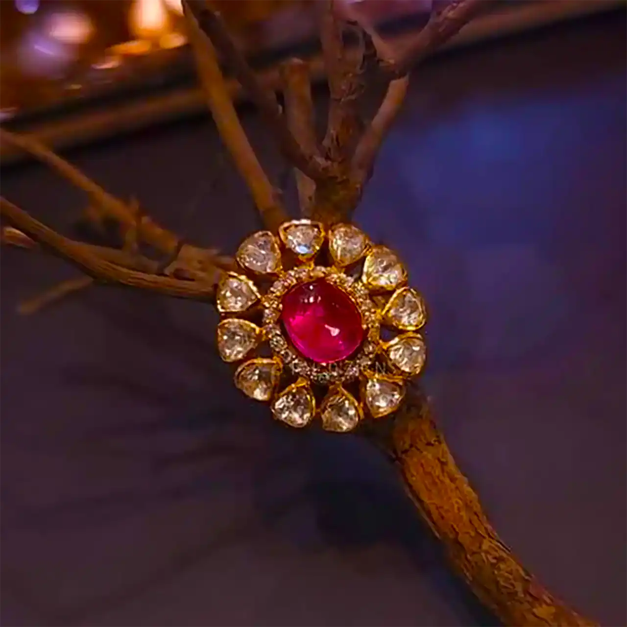 انگشتر نگین صورتی