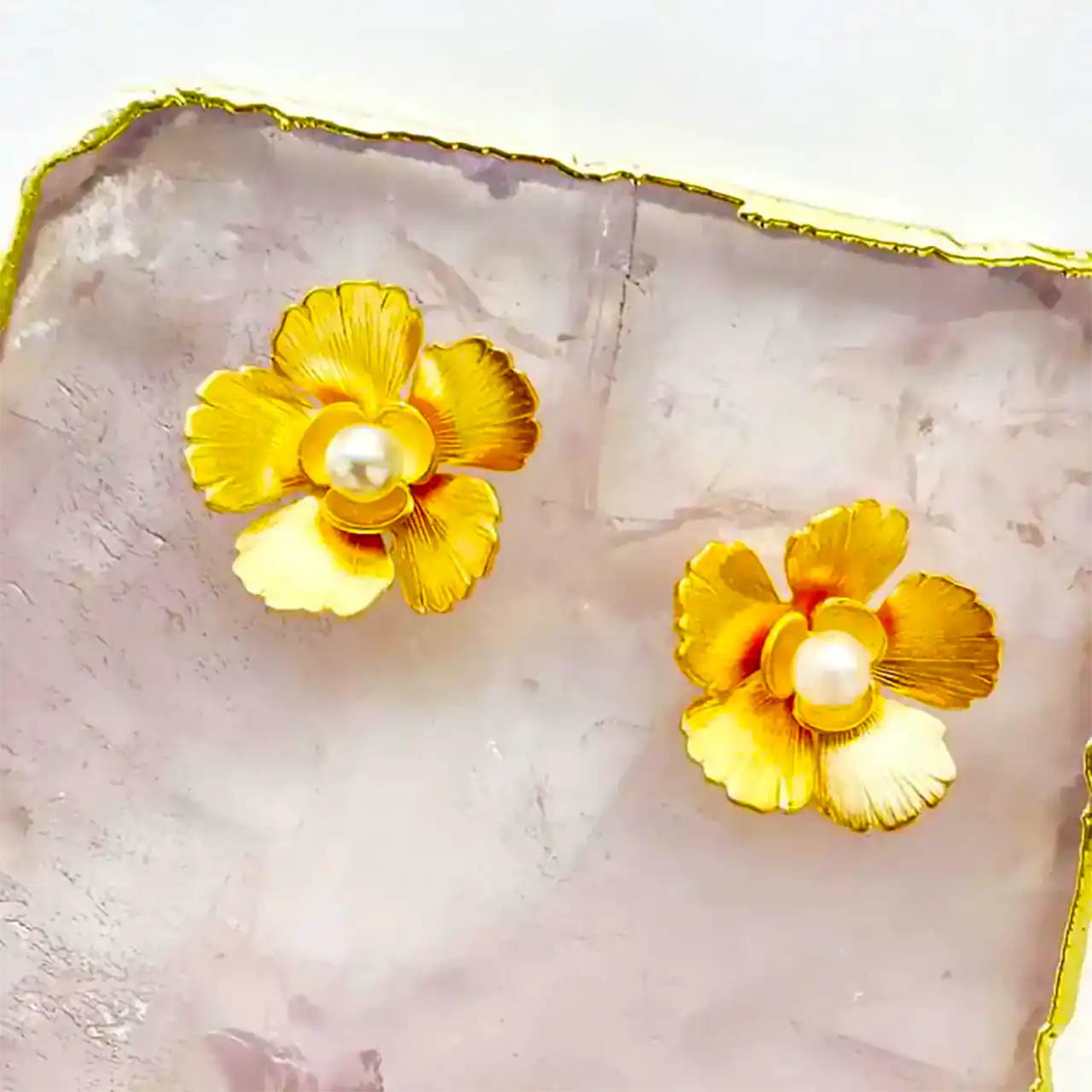 گوشواره میخی شیک