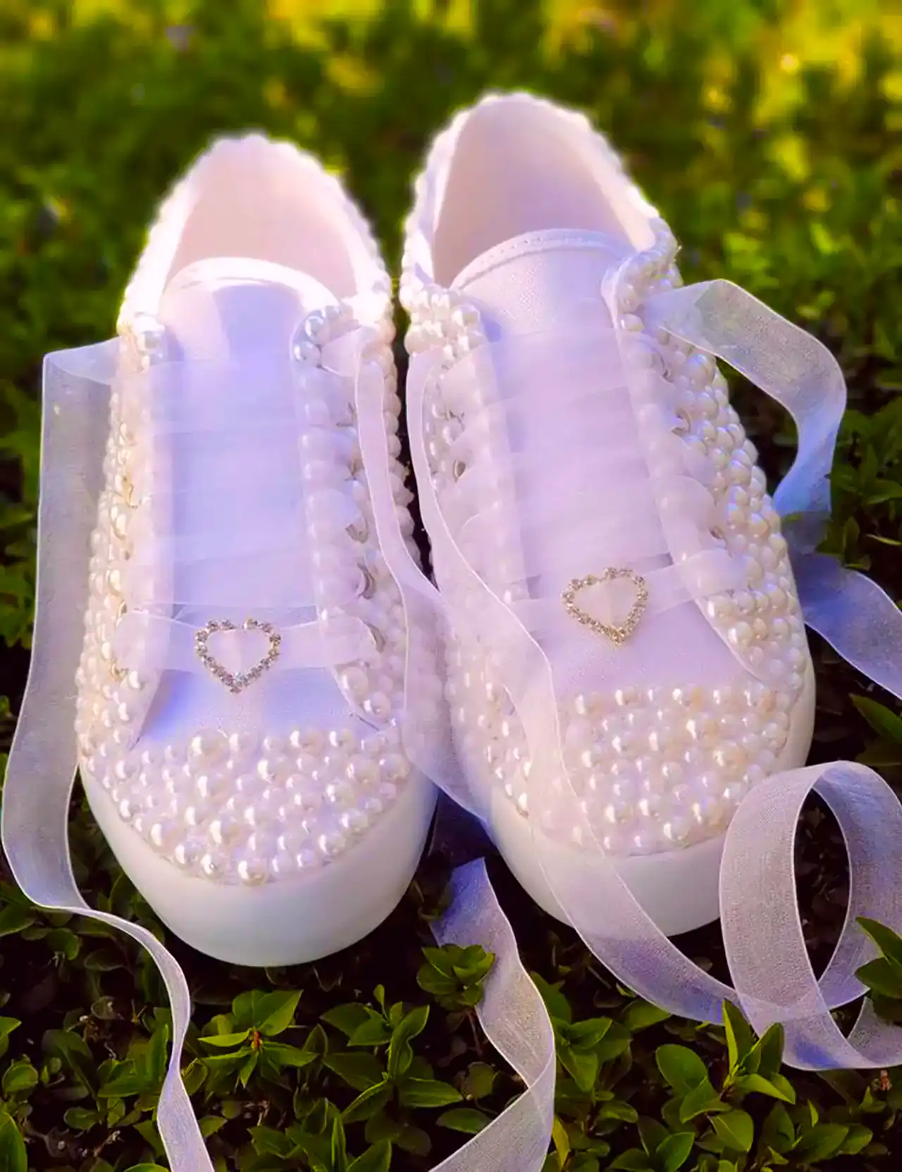 کفش سفید عروس