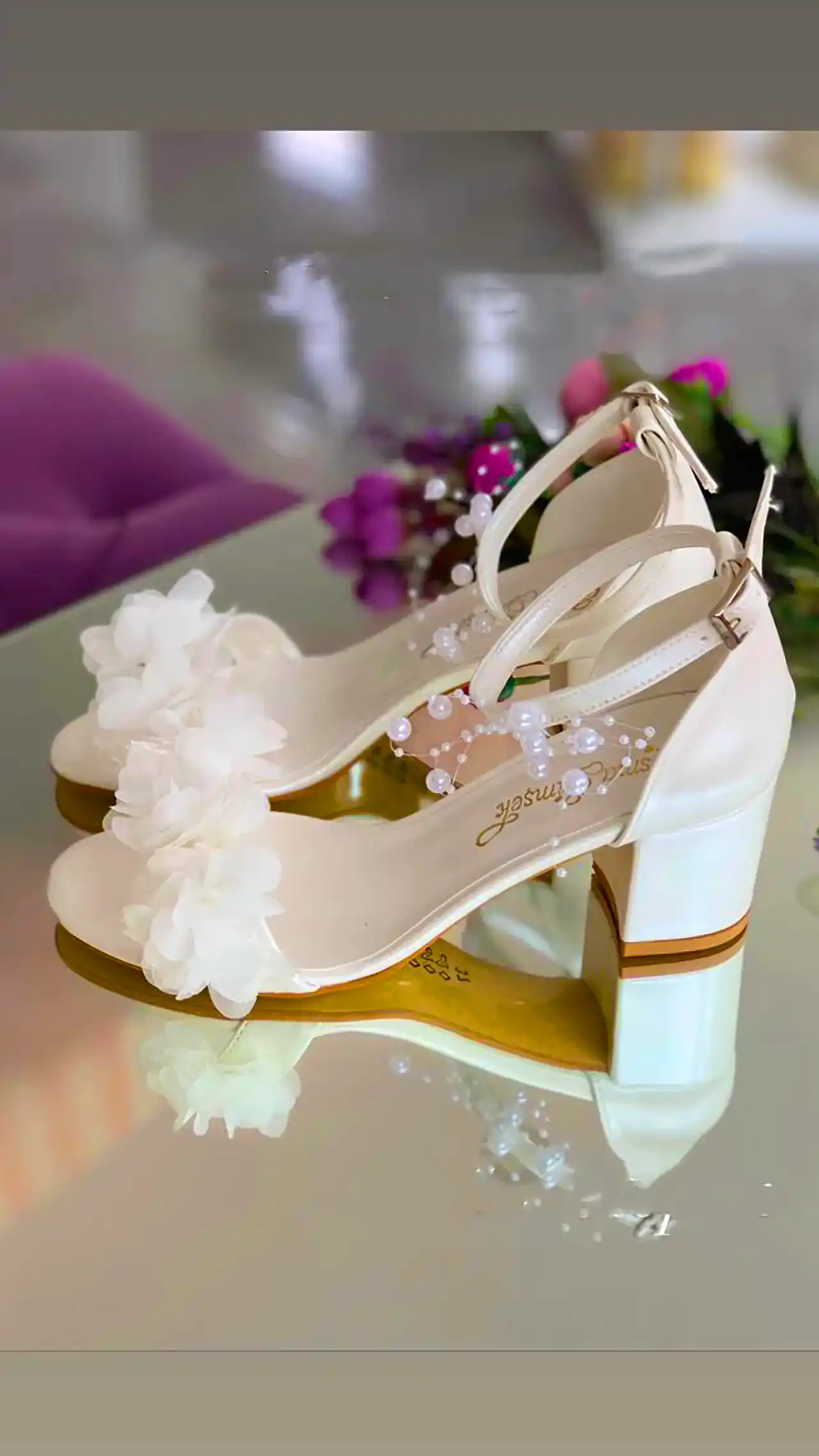 کفش سفید عروس