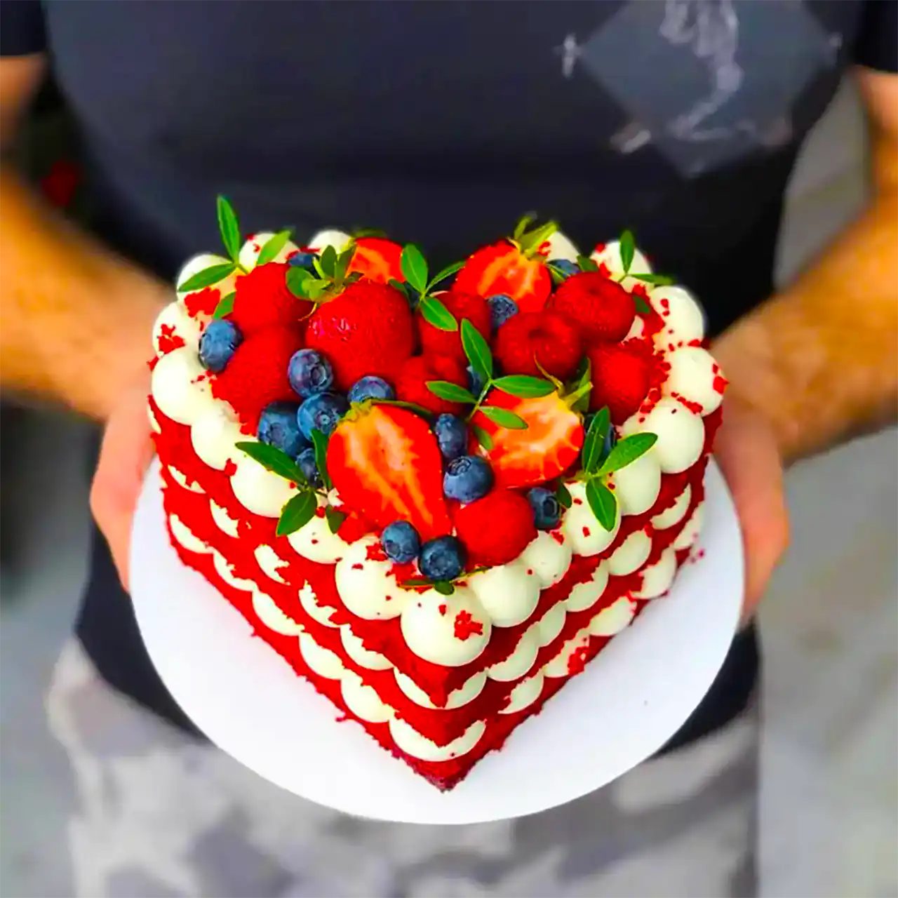 کیک قلبی تولد