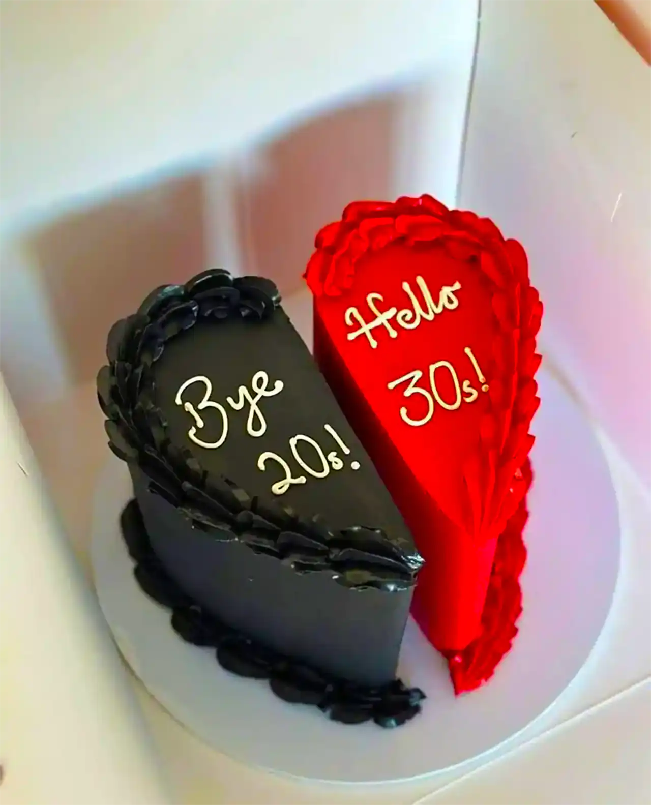 کیک قلبی تولد