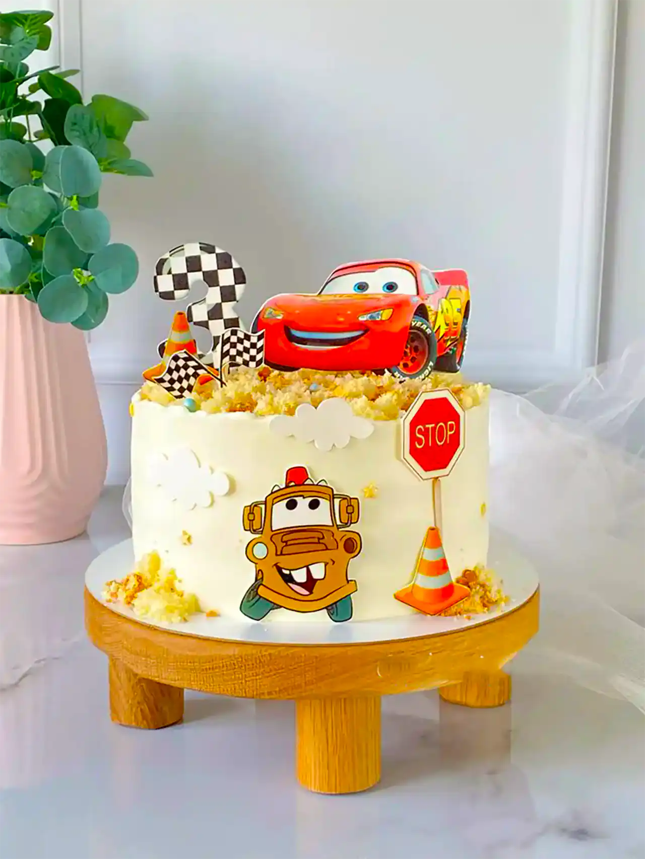 کیک تولد مک کویین