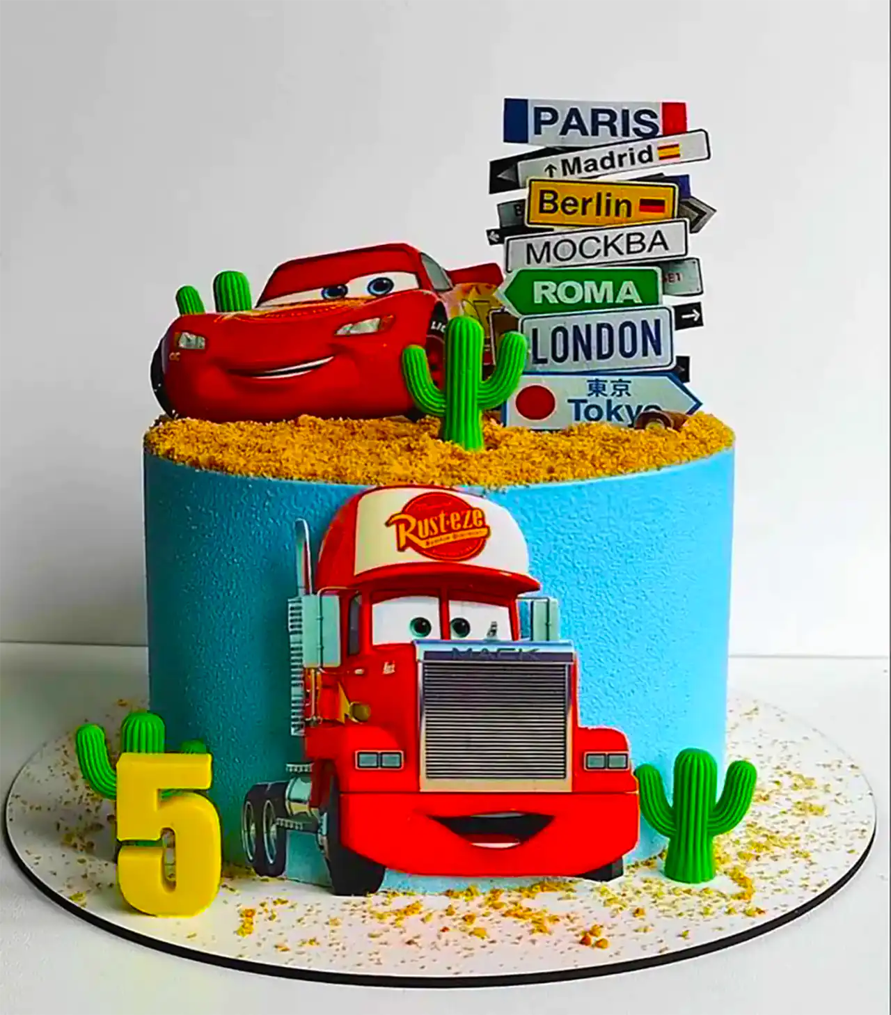 کیک تولد مک کویین