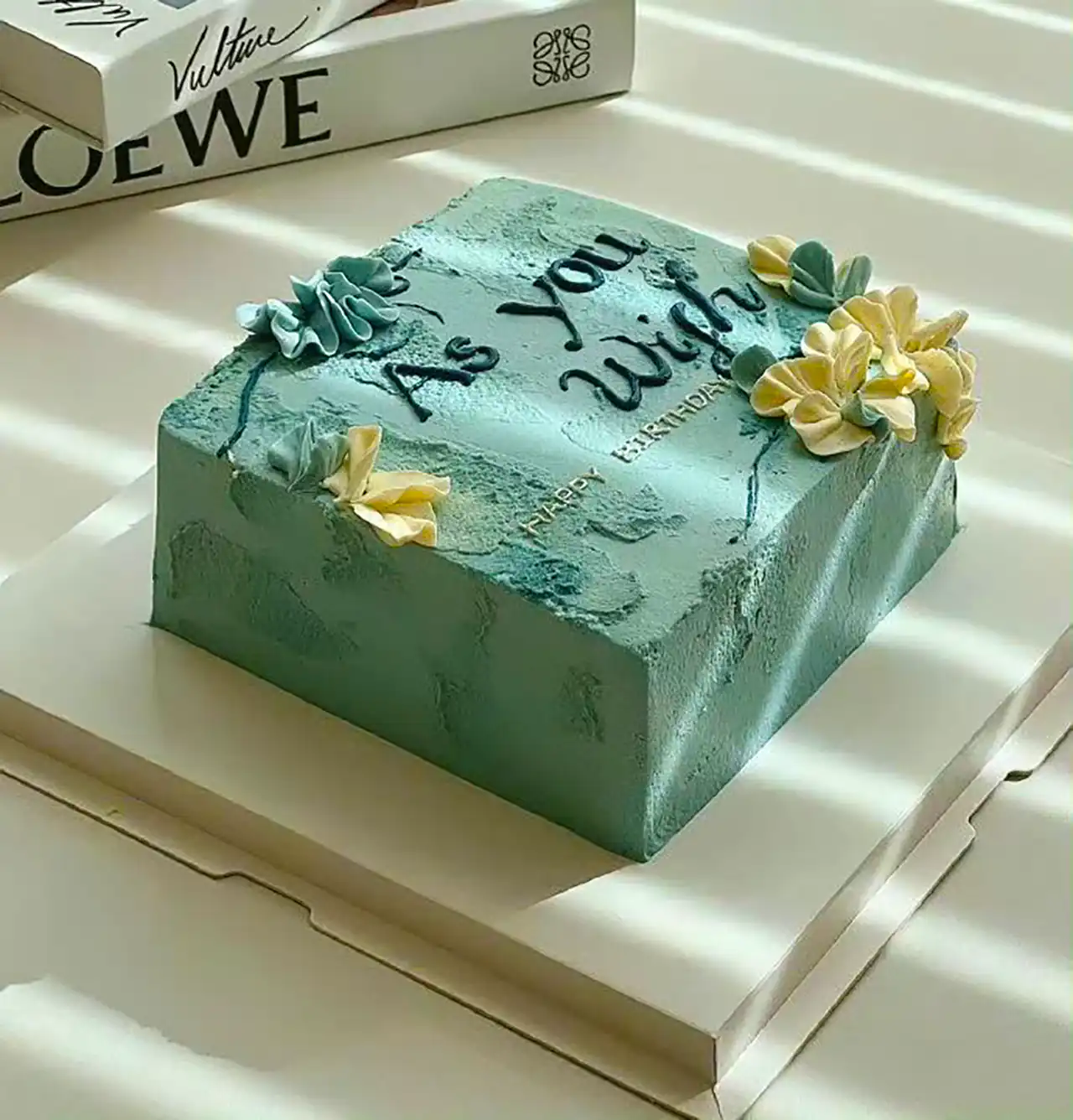 کیک تولد مستطیلی