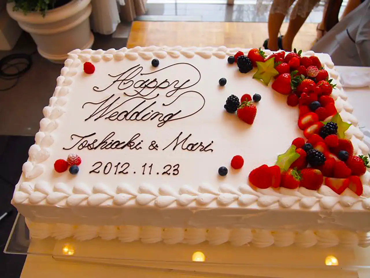 کیک تولد مستطیلی