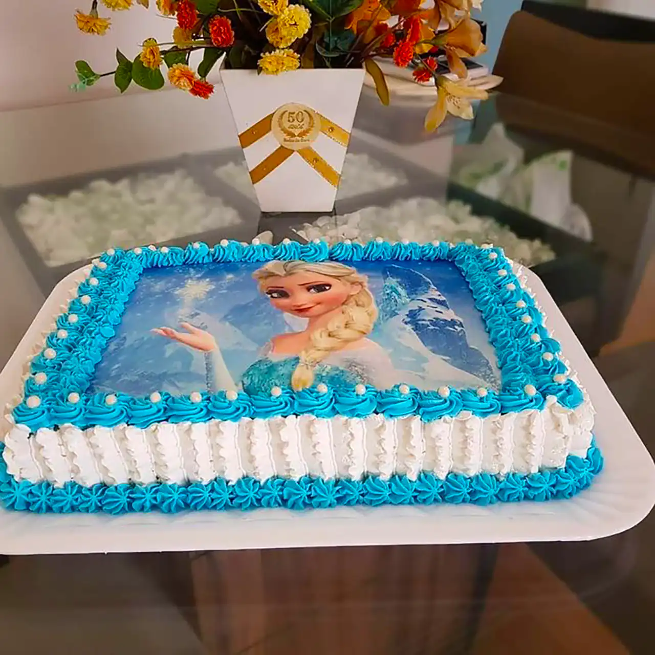 کیک تولد مستطیلی