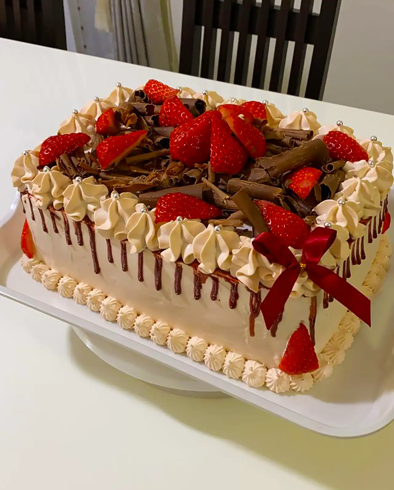 کیک تولد مستطیلی