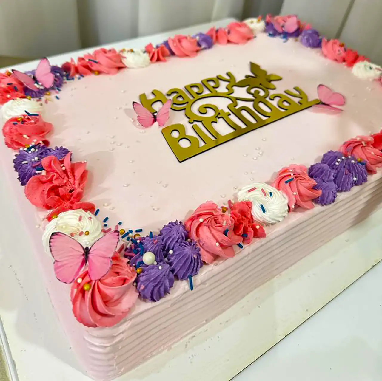 کیک تولد مستطیلی