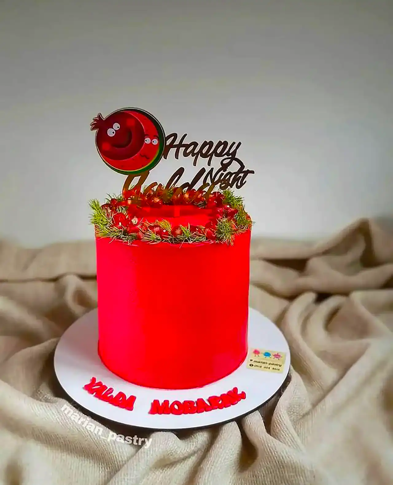 کیک یلدایی شیک